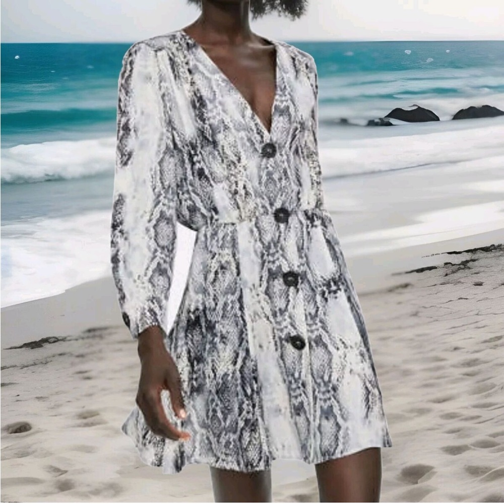 ZARA ANIMAL PRINT SNAKESKIN MINI DRESS V NECK LONG SLEEVE BUTTON DOWN SIZE MED